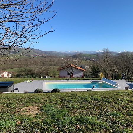Studio Laina Avec Piscine, Spa Optionnel Irissarry Exteriör bild